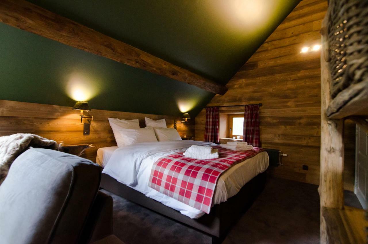 River Lodge Hotel Insolite Maredsous Eksteriør billede