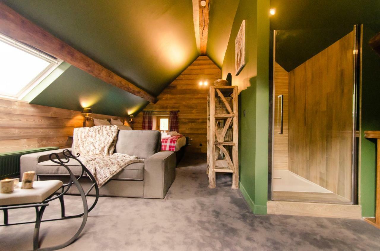 River Lodge Hotel Insolite Maredsous Eksteriør billede