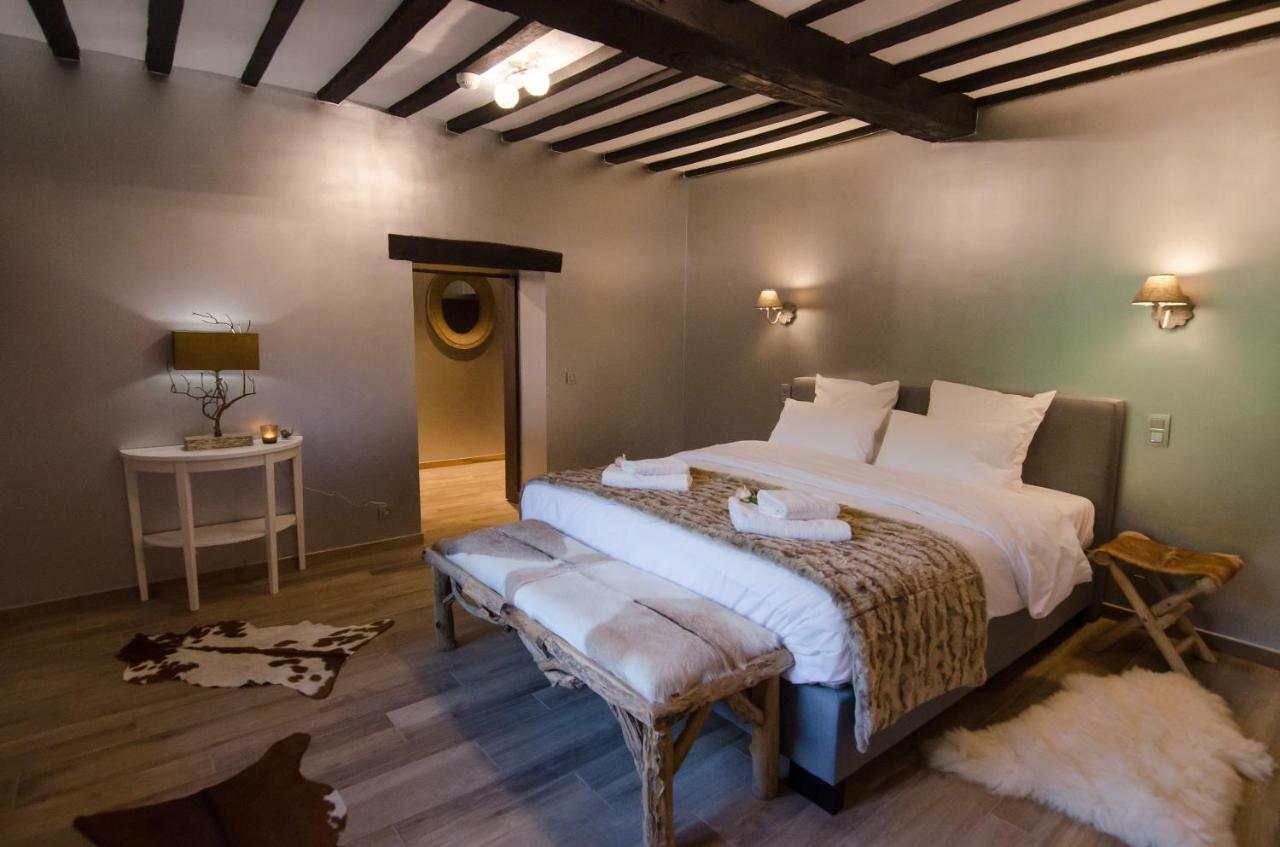 River Lodge Hotel Insolite Maredsous Eksteriør billede