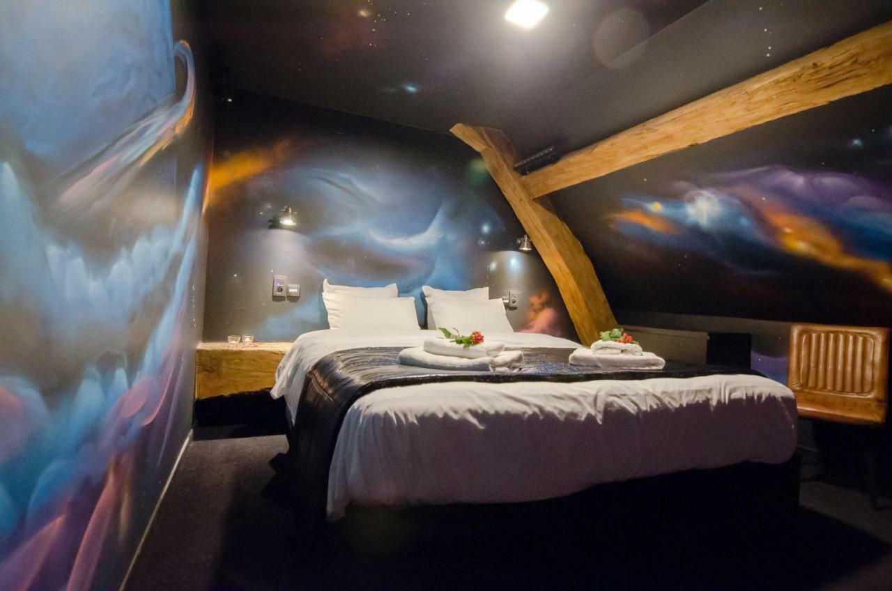 River Lodge Hotel Insolite Maredsous Eksteriør billede